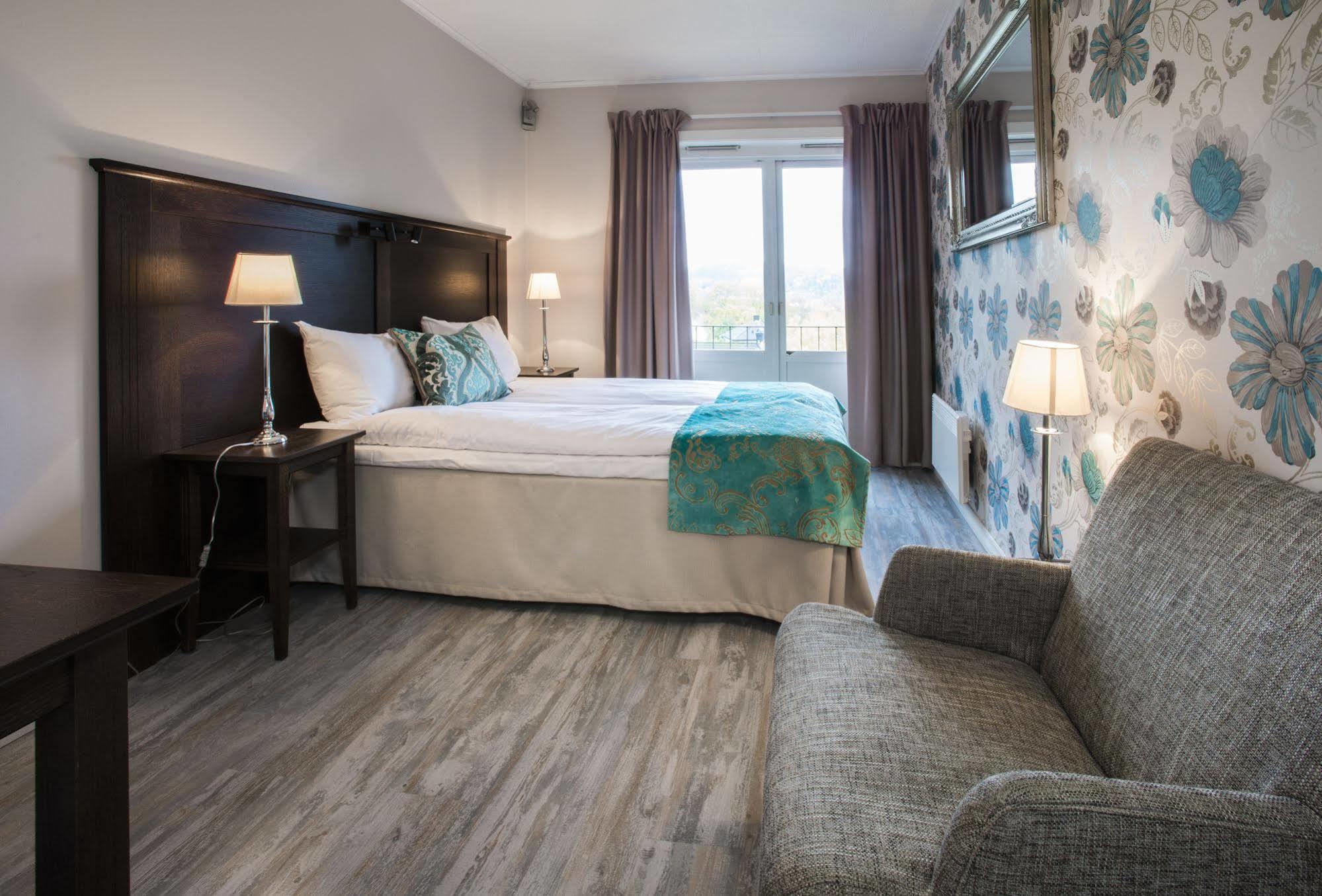Home Hotel Park Halden Ngoại thất bức ảnh