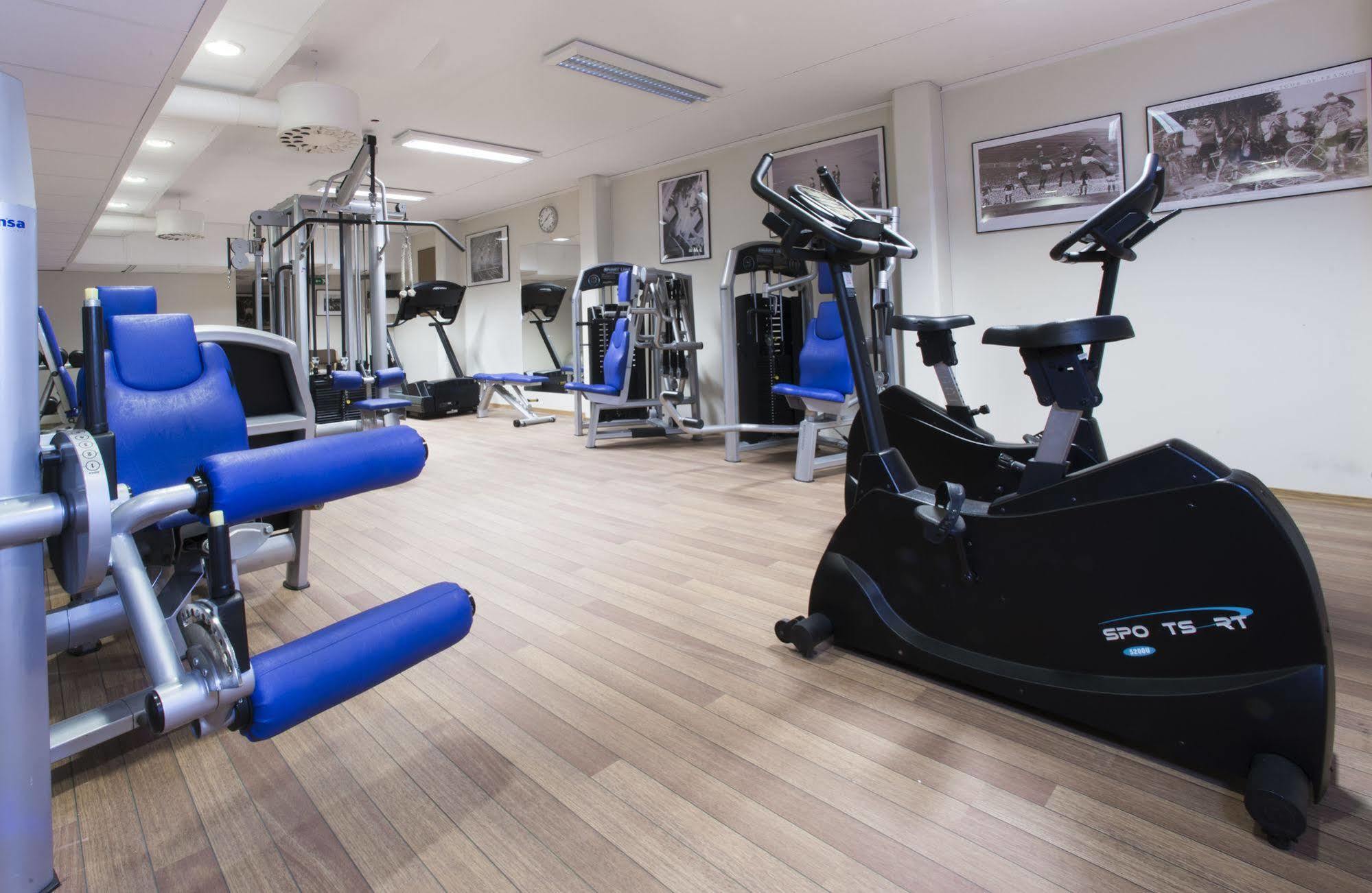 Home Hotel Park Halden Ngoại thất bức ảnh